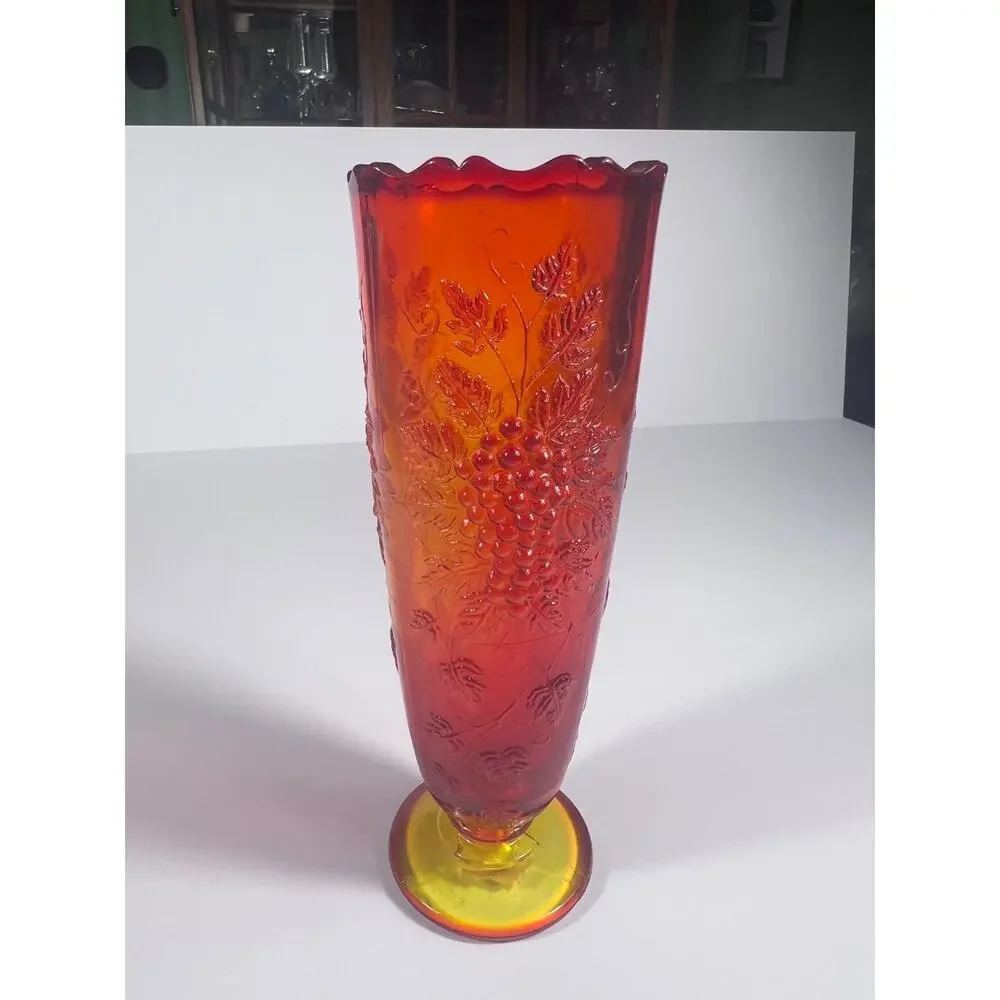LE Smith Vintage Fayette Grape & Leaves Amberina 9